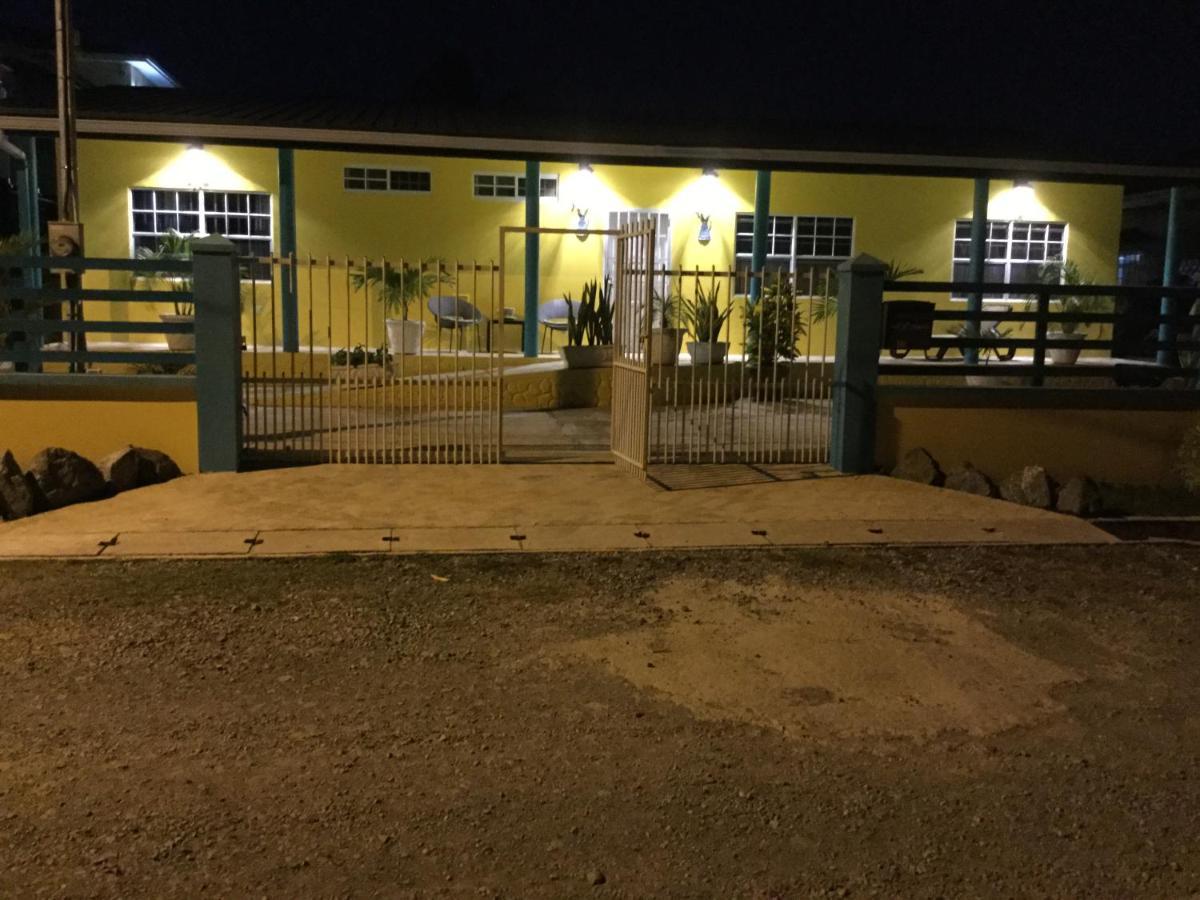 Lowlands Cc Best Villas Tobago מראה חיצוני תמונה