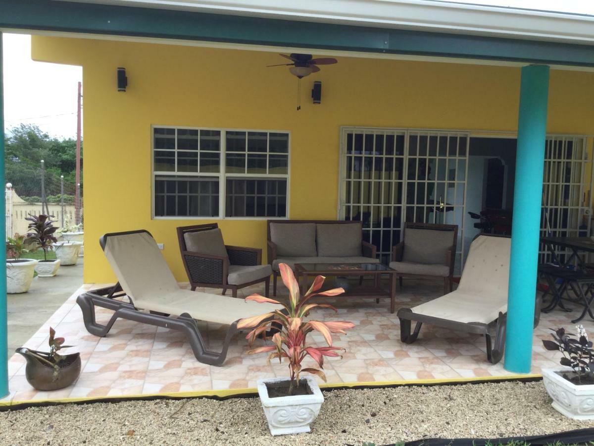 Lowlands Cc Best Villas Tobago מראה חיצוני תמונה